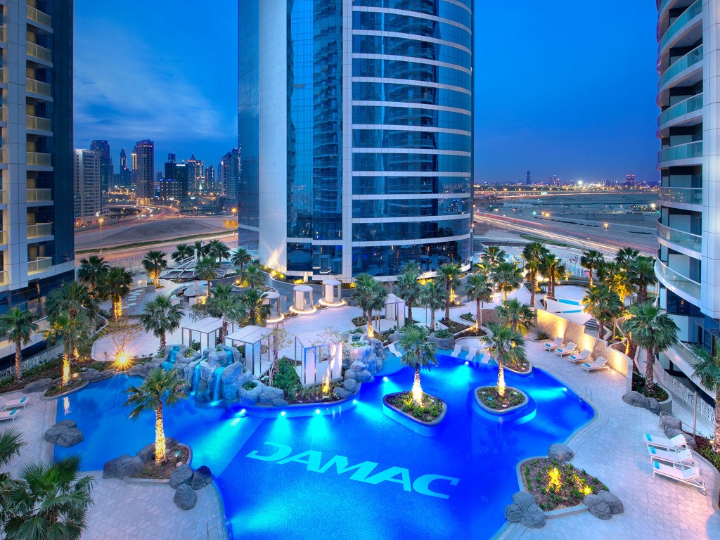 Damac_Tower_By_Paramount-Tower_A-Amenities-01-Swimming-Pool-4×3